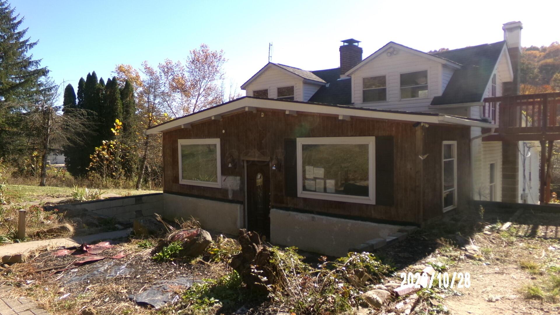 795 Blue Valley Road Se Property Photo 1