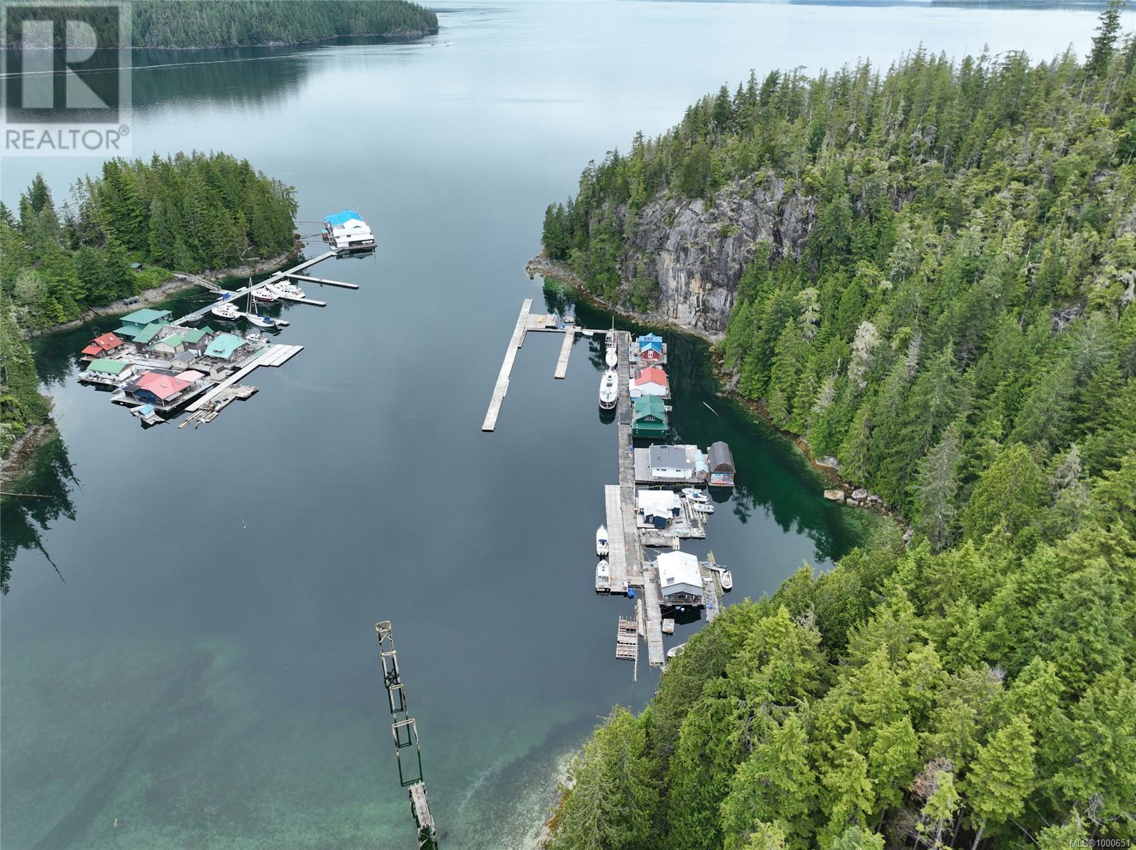 V906829 Echo Bay Property Photo 2