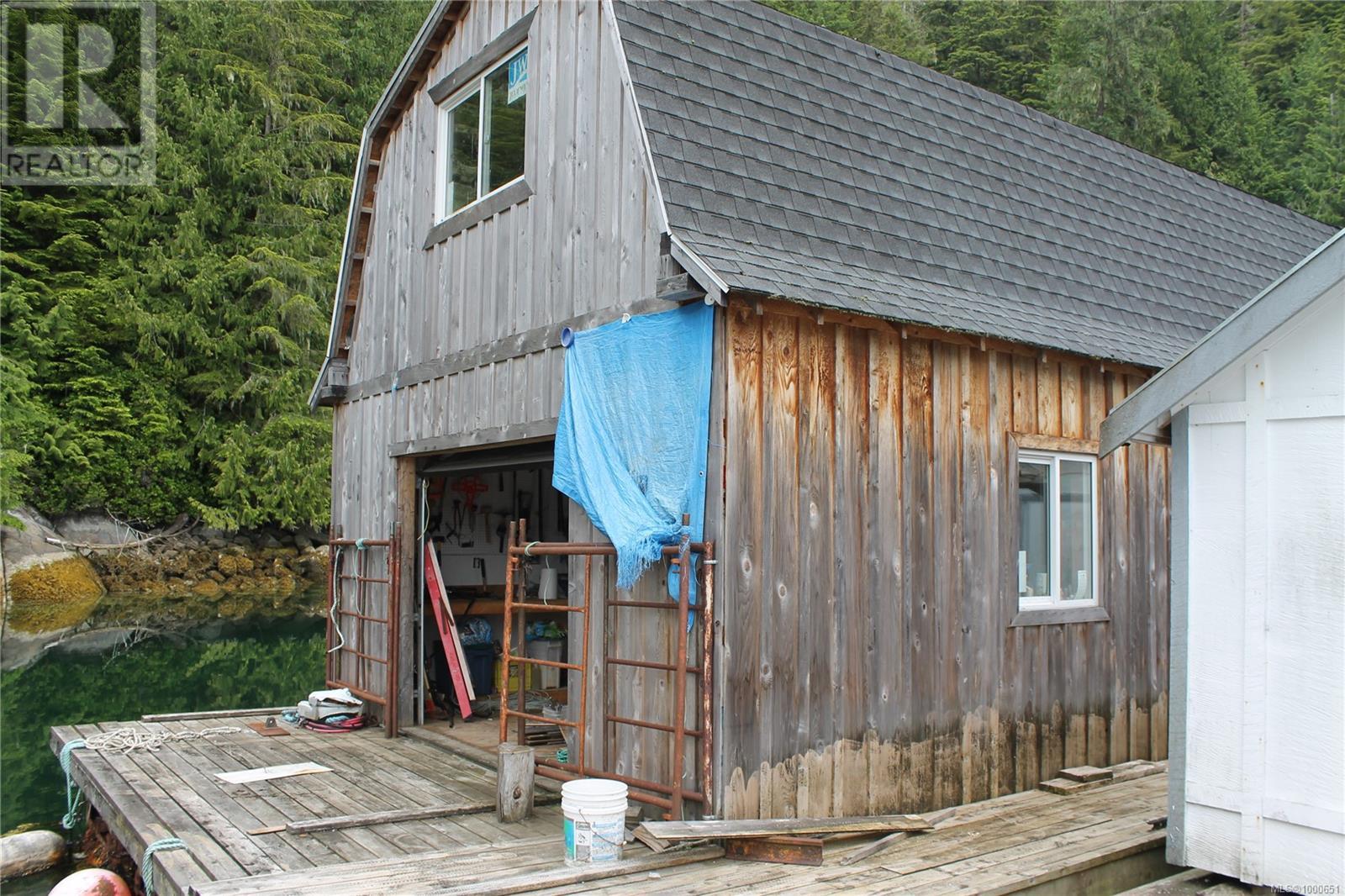 V906829 Echo Bay Property Photo 18