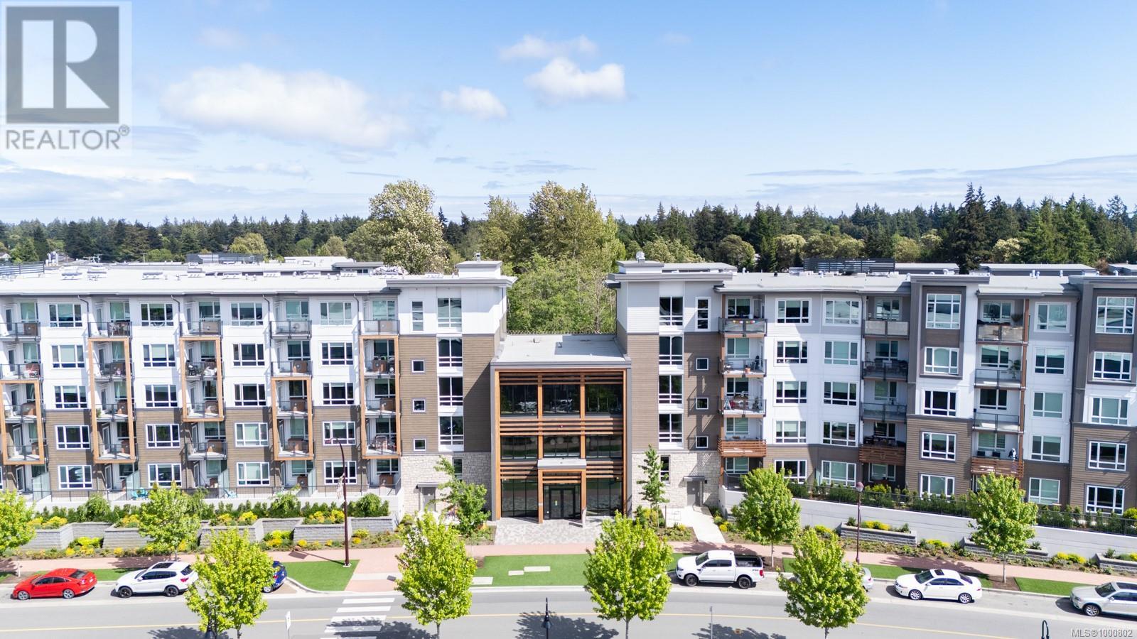 531 920 Reunion Ave Property Photo 1