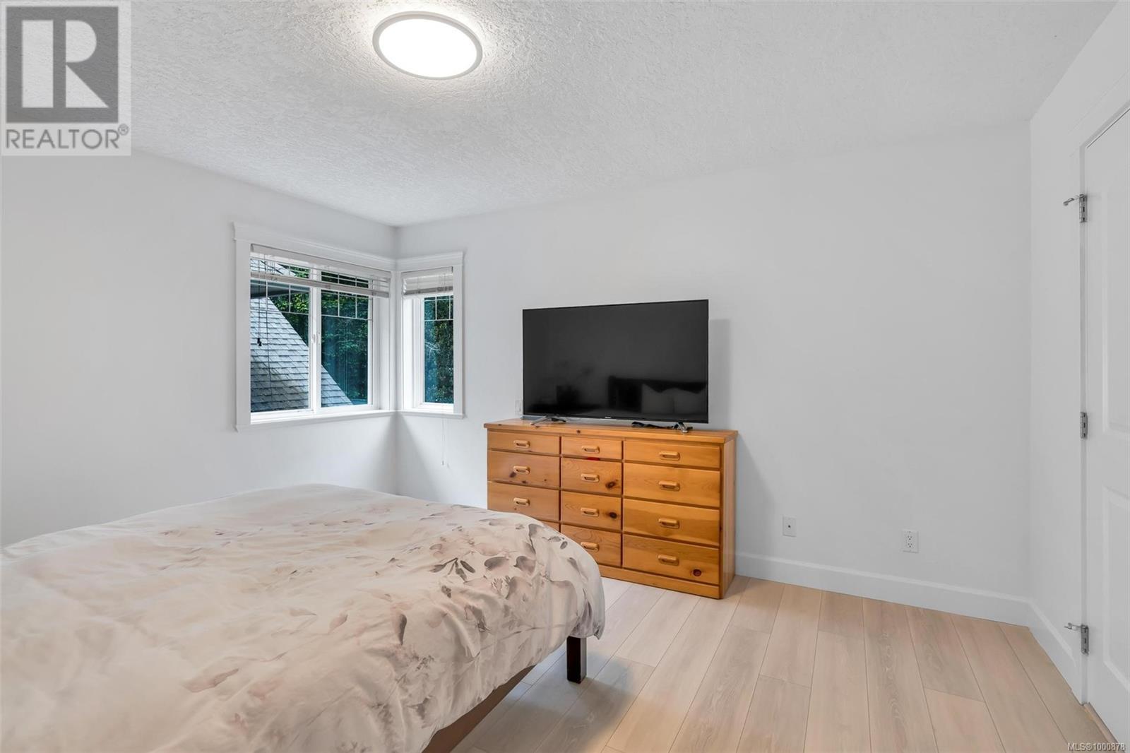 19 2210 Sooke Rd Property Photo 21
