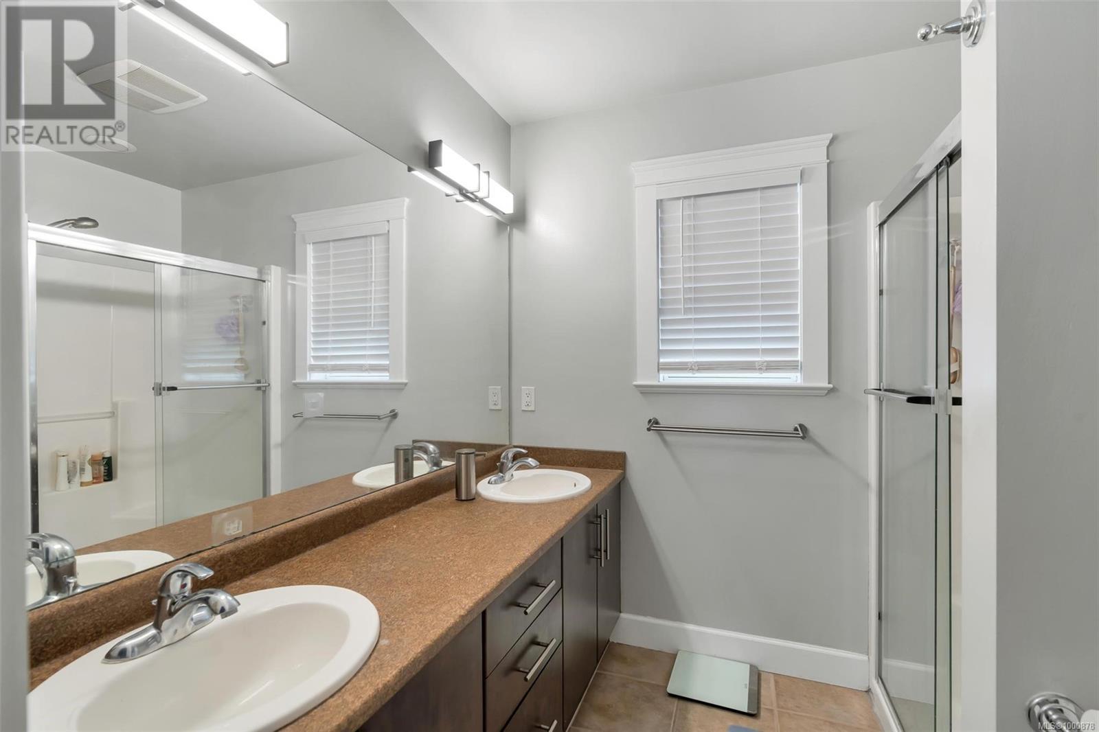 19 2210 Sooke Rd Property Photo 23