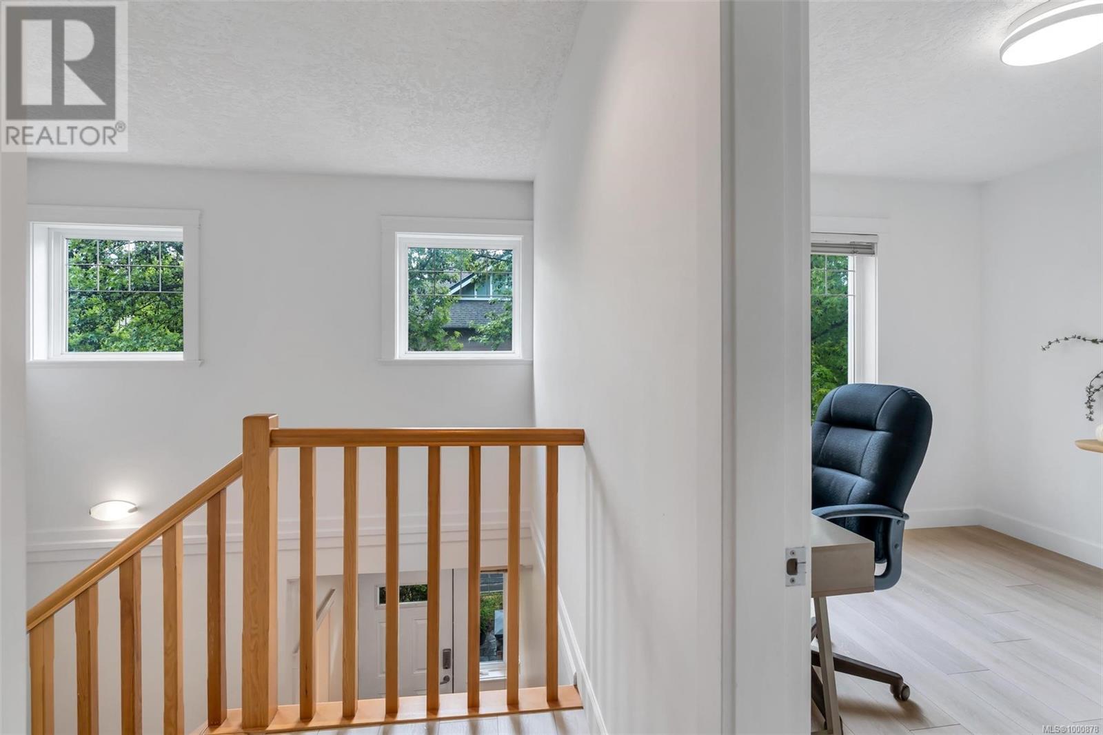 19 2210 Sooke Rd Property Photo 26