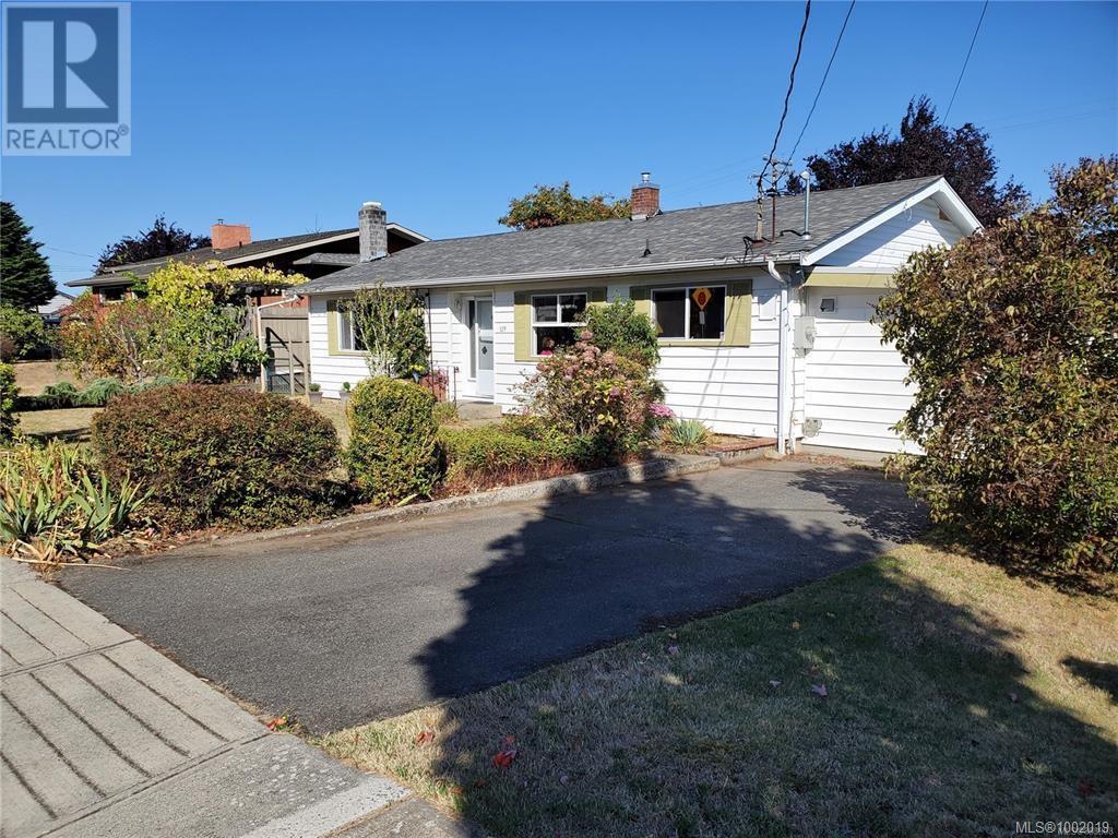 129 Jensen Ave E Property Photo 12