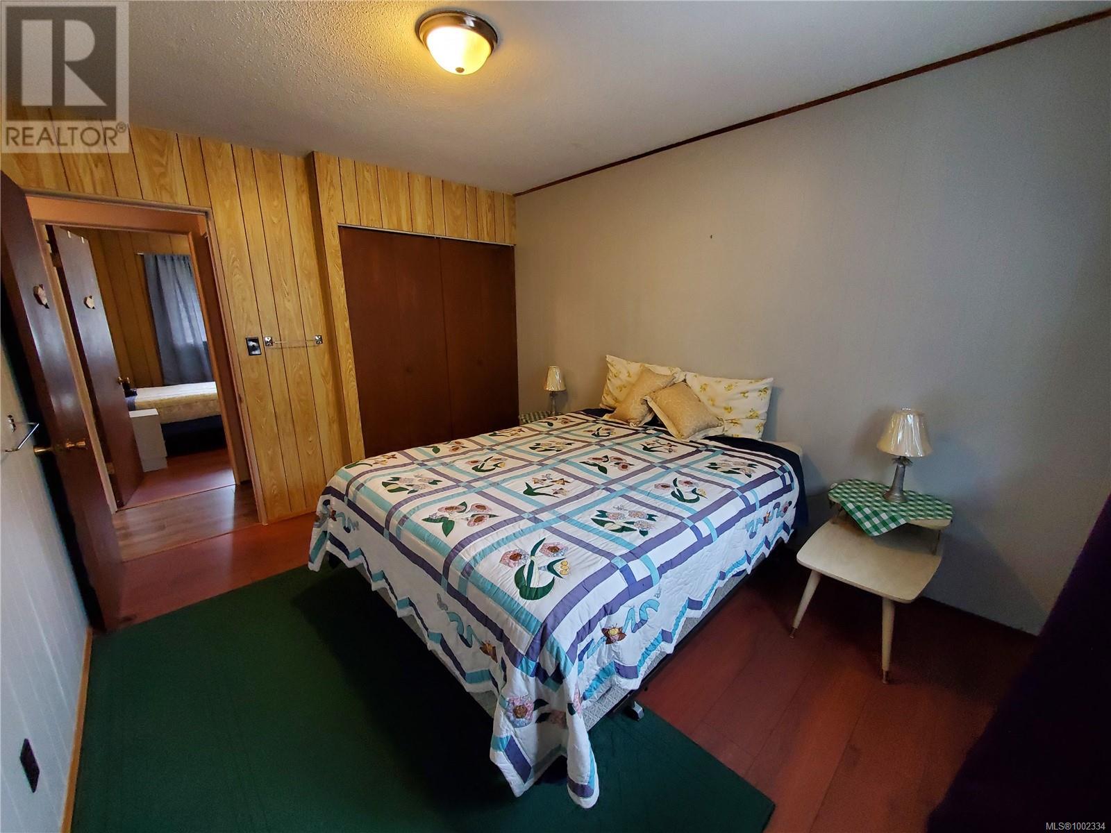 860 Jewitt Drive Property Photo 8