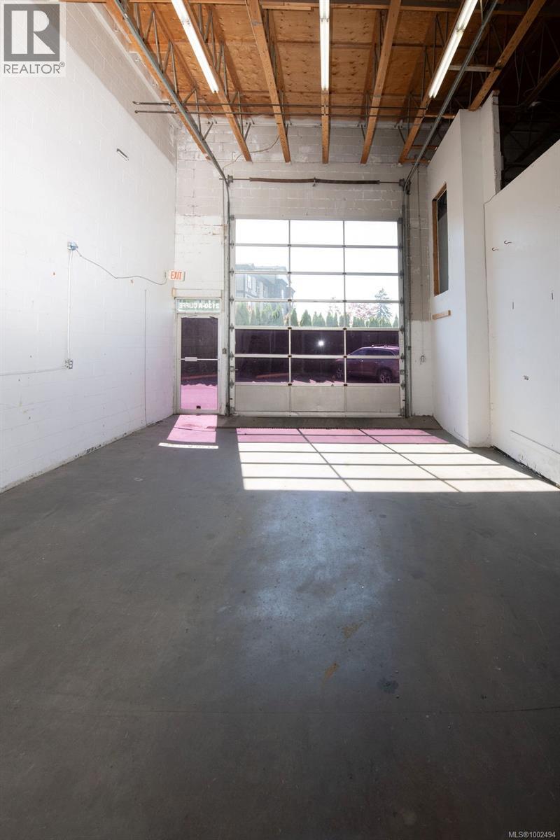 2130 Cliffe Ave Property Photo 19