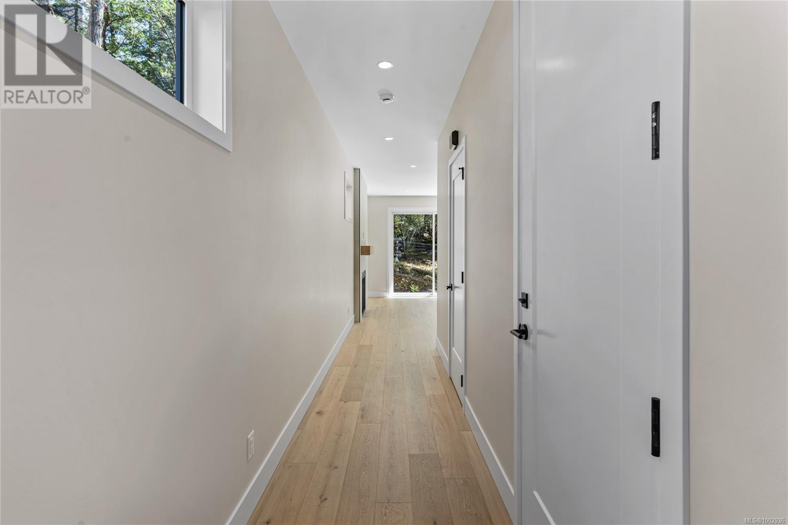 3921 Olympian Way #20 Property Photo 4