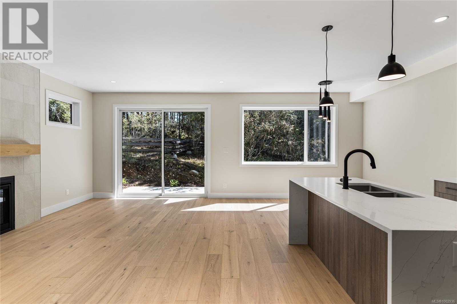 3921 Olympian Way #20 Property Photo 13