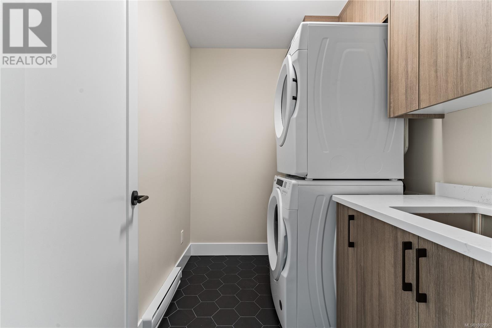 3921 Olympian Way #20 Property Photo 30