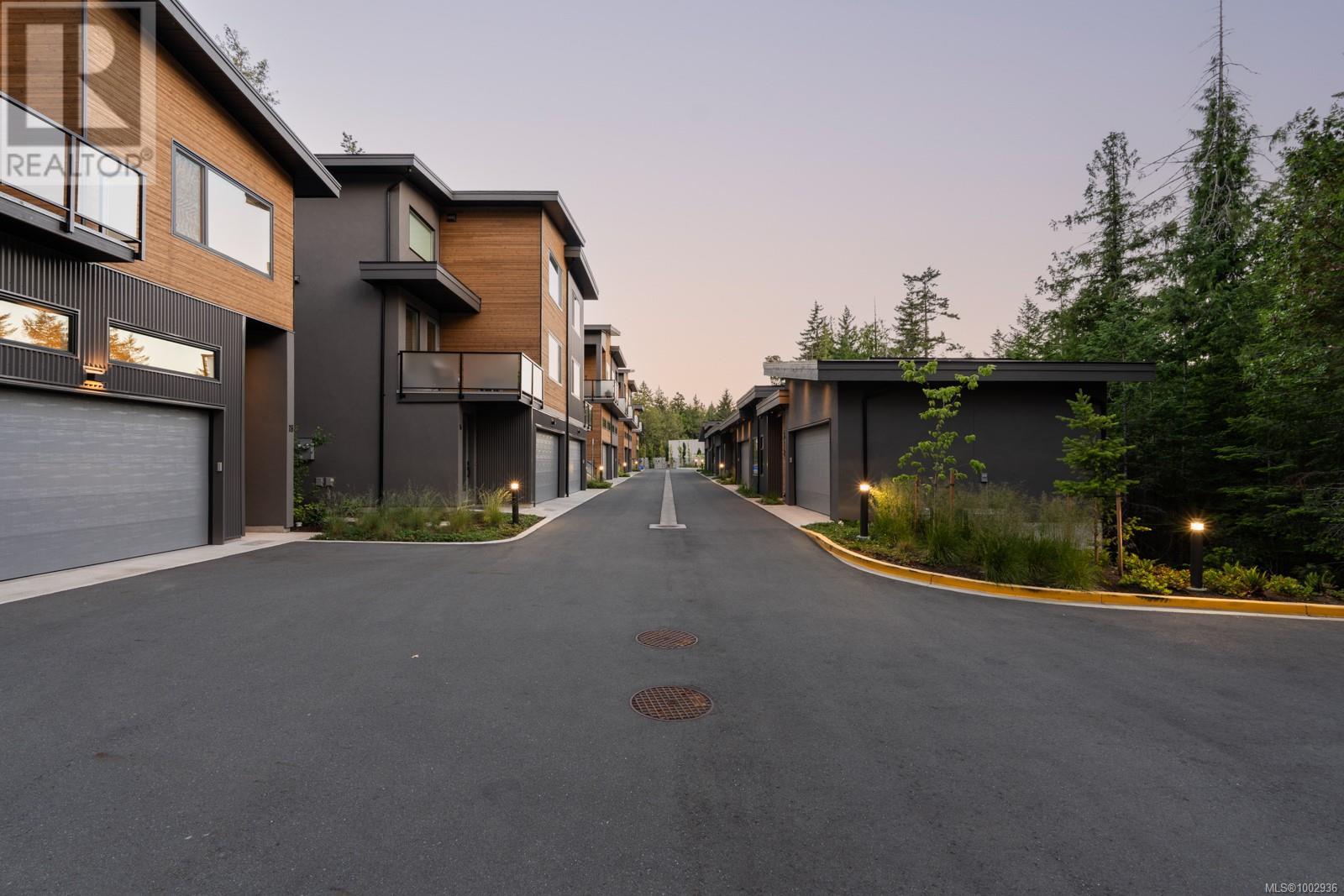 3921 Olympian Way #20 Property Photo 35