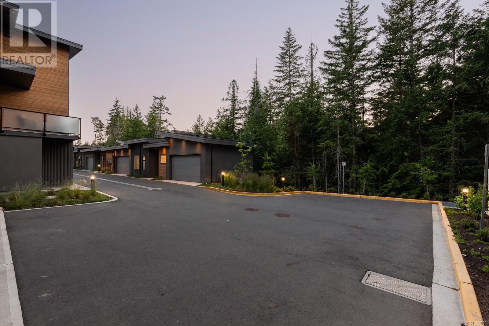 3921 Olympian Way #20 Property Photo 36