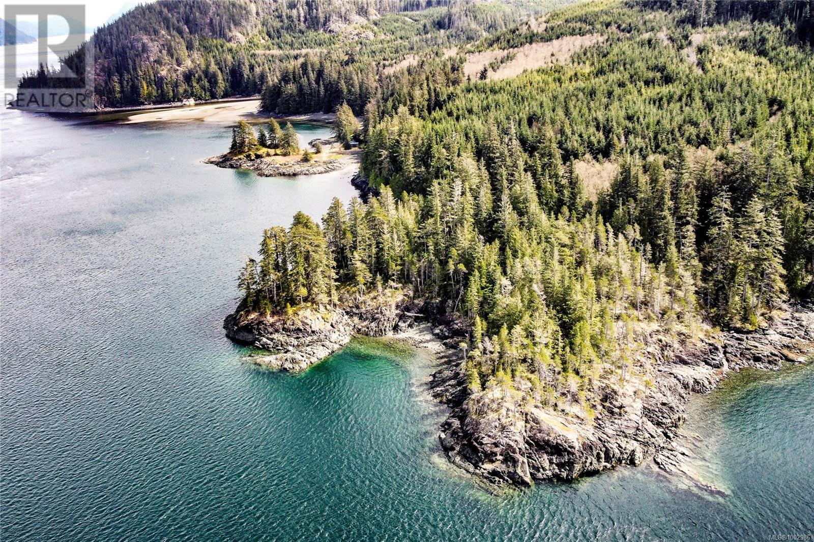0 Humpback Bay
