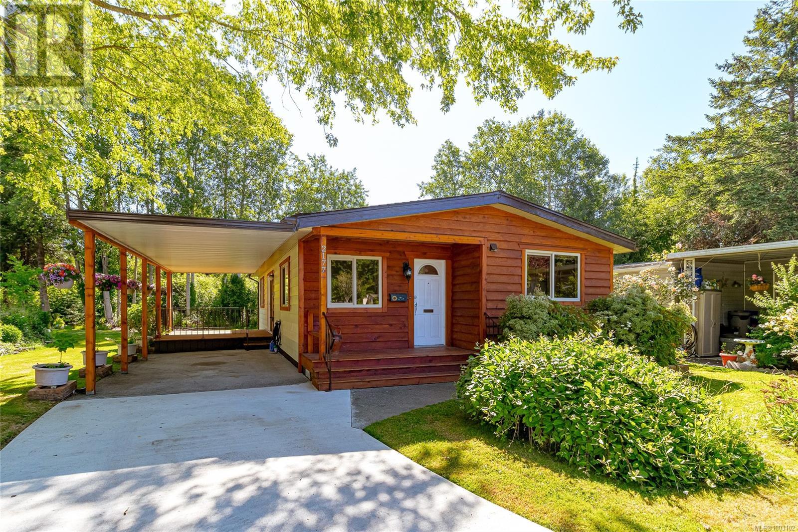 2177 Summergate Blvd Property Photo 1