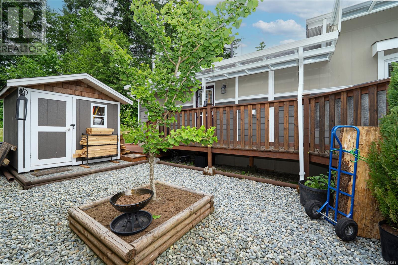 158 3042 River Rd Property Photo 21
