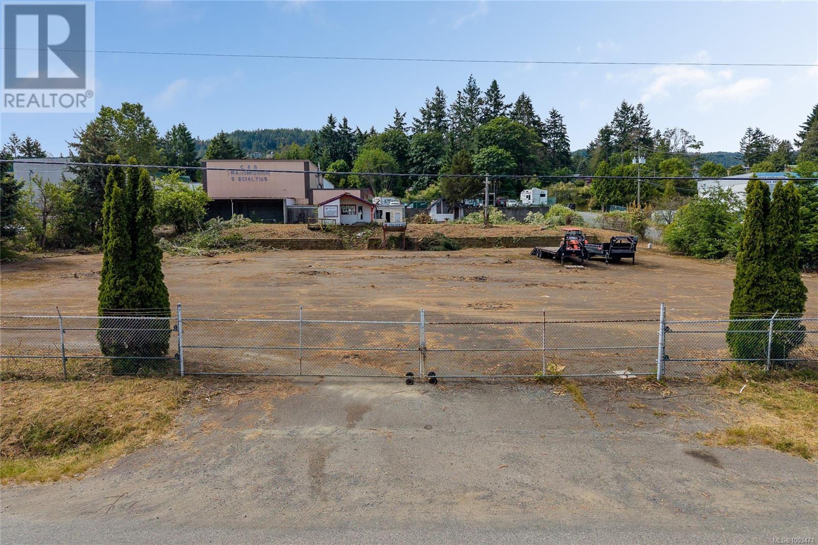 7373 Industrial Rd Property Photo 13