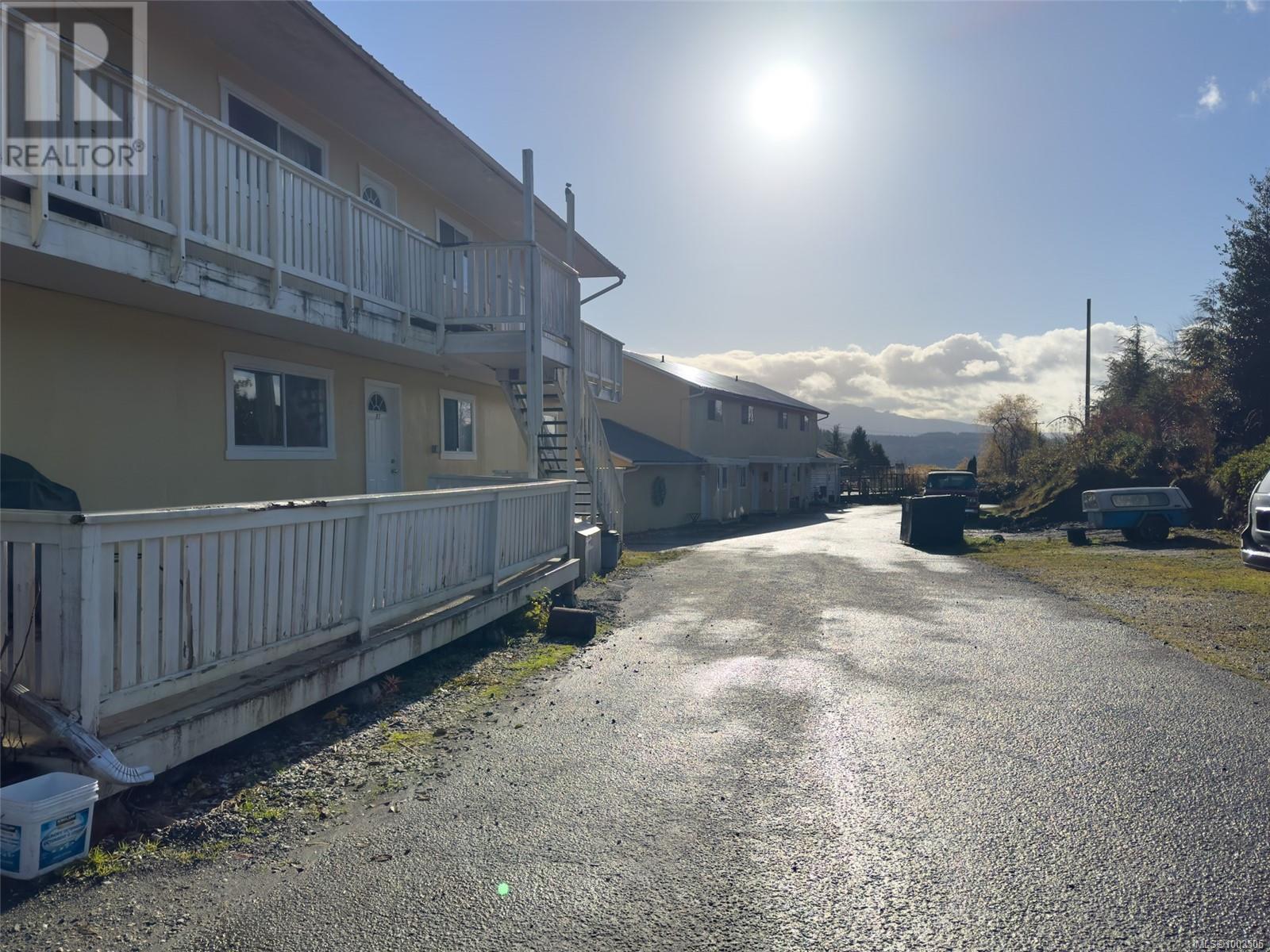 461 Coal Harbour Rd Property Photo 3