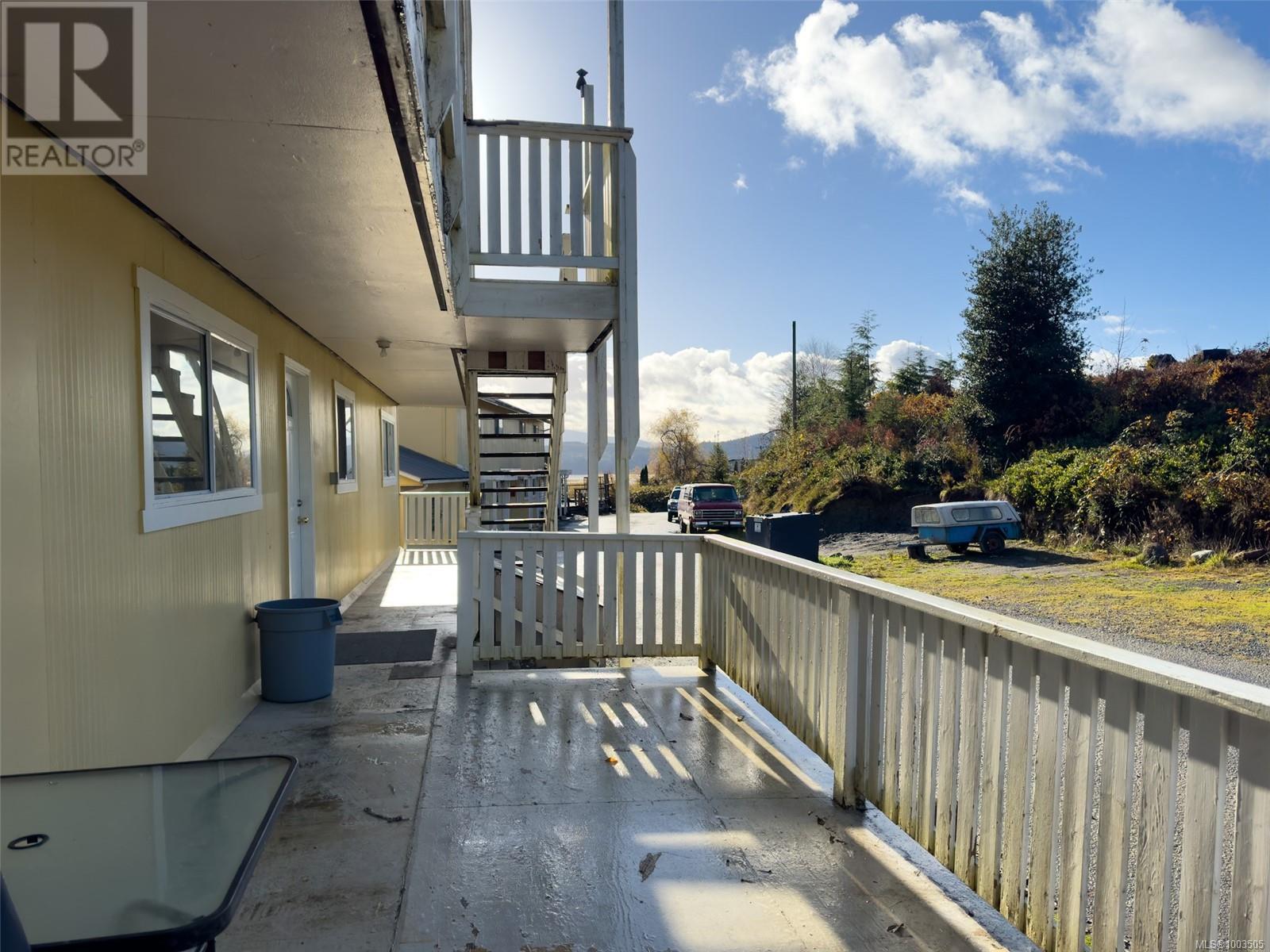 461 Coal Harbour Rd Property Photo 4
