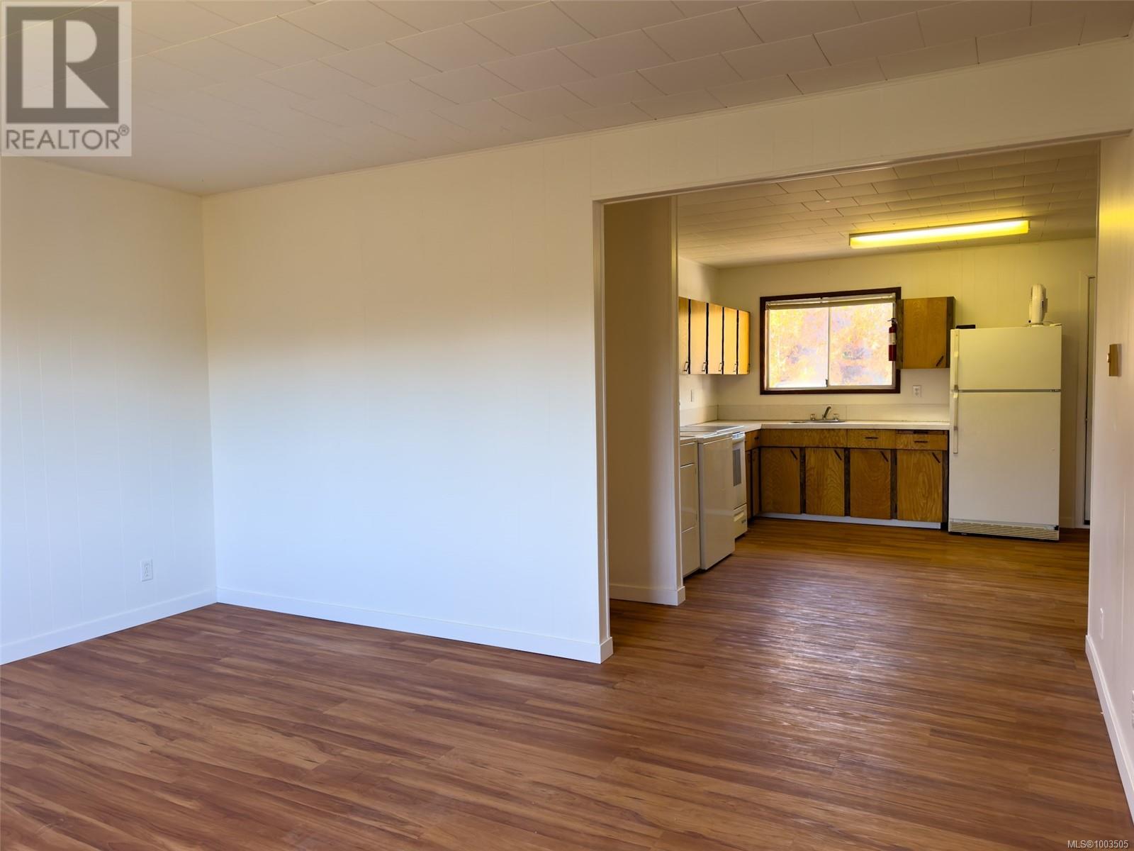 461 Coal Harbour Rd Property Photo 9