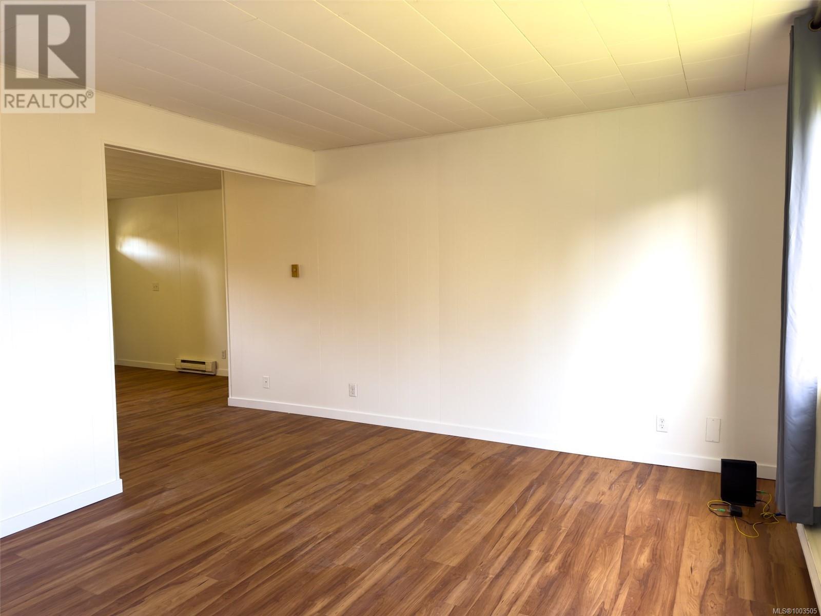 461 Coal Harbour Rd Property Photo 10
