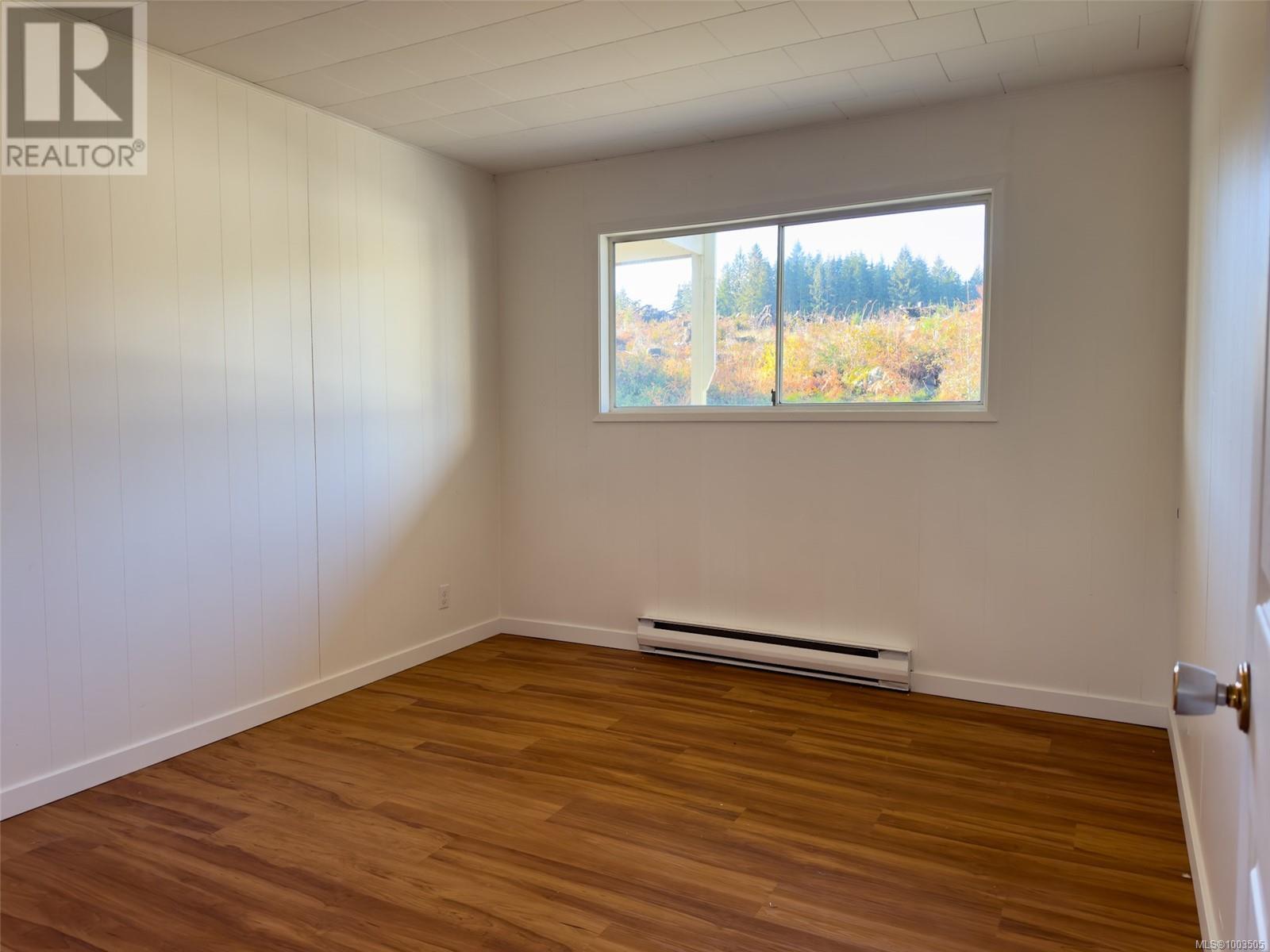 461 Coal Harbour Rd Property Photo 16