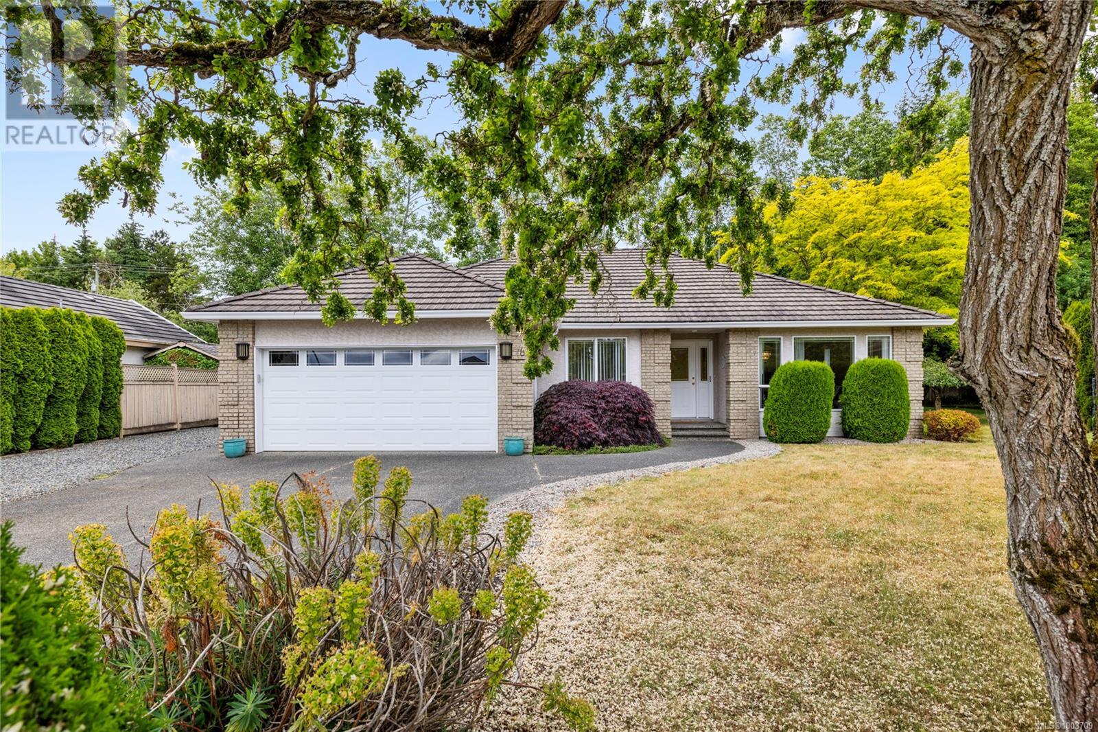 784 Chartwest Crt Property Photo 1