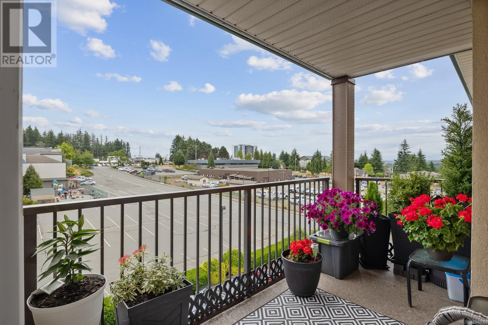 402 280 Dogwood St S Property Photo 1