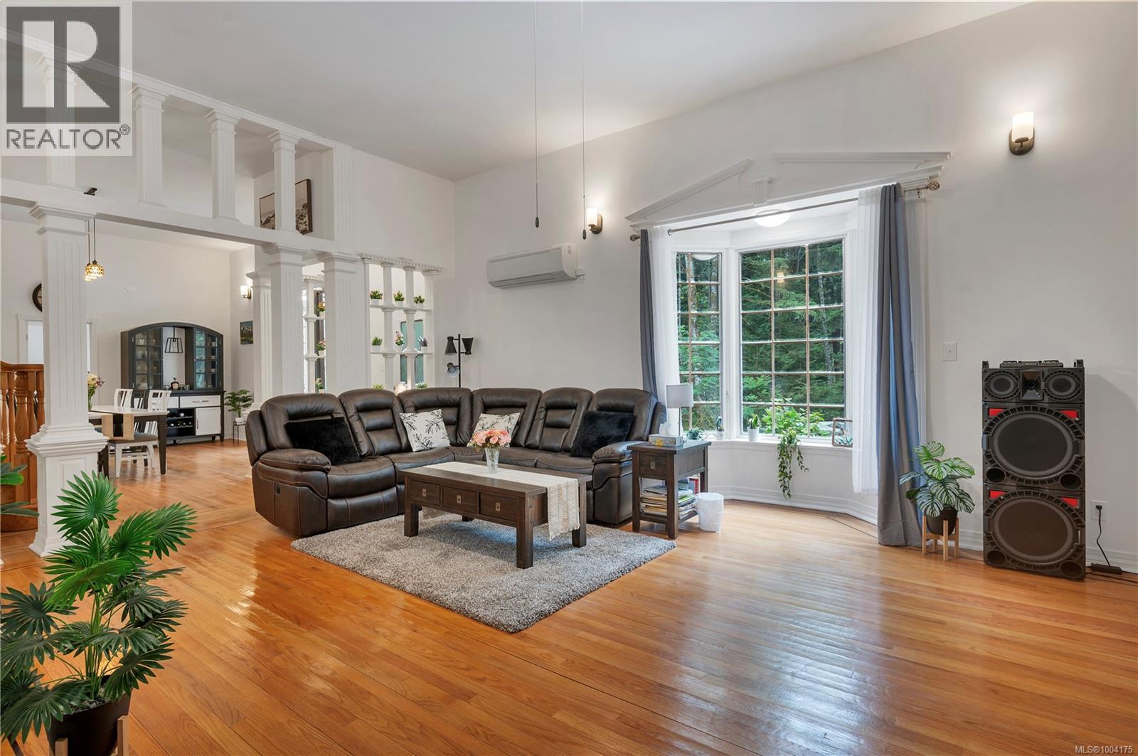 413 Cape Mudge Road Property Photo 3