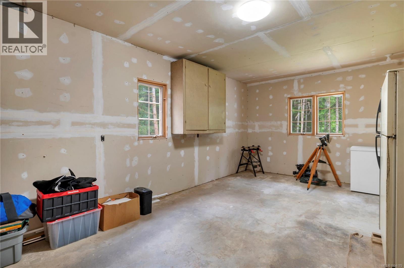 413 Cape Mudge Road Property Photo 9