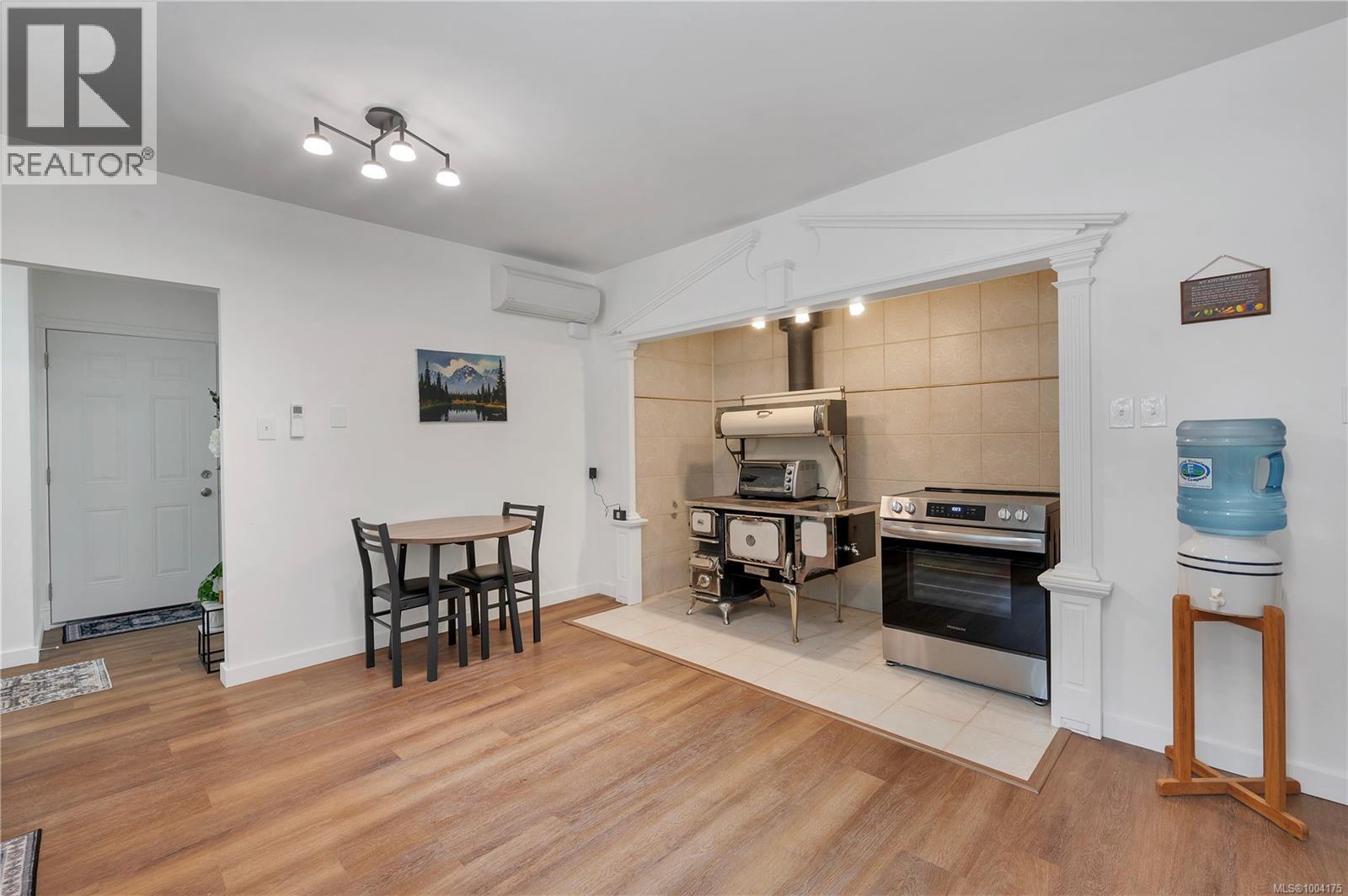 413 Cape Mudge Road Property Photo 13