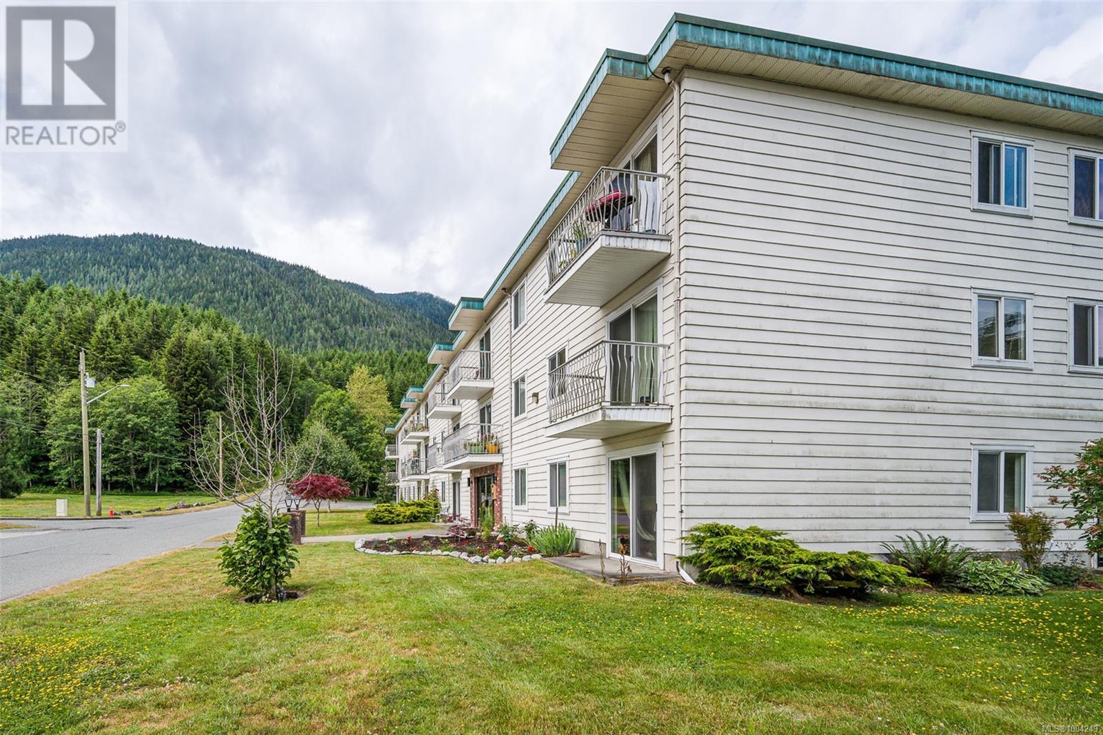 611 Macmillan Drive #107 Property Photo 5