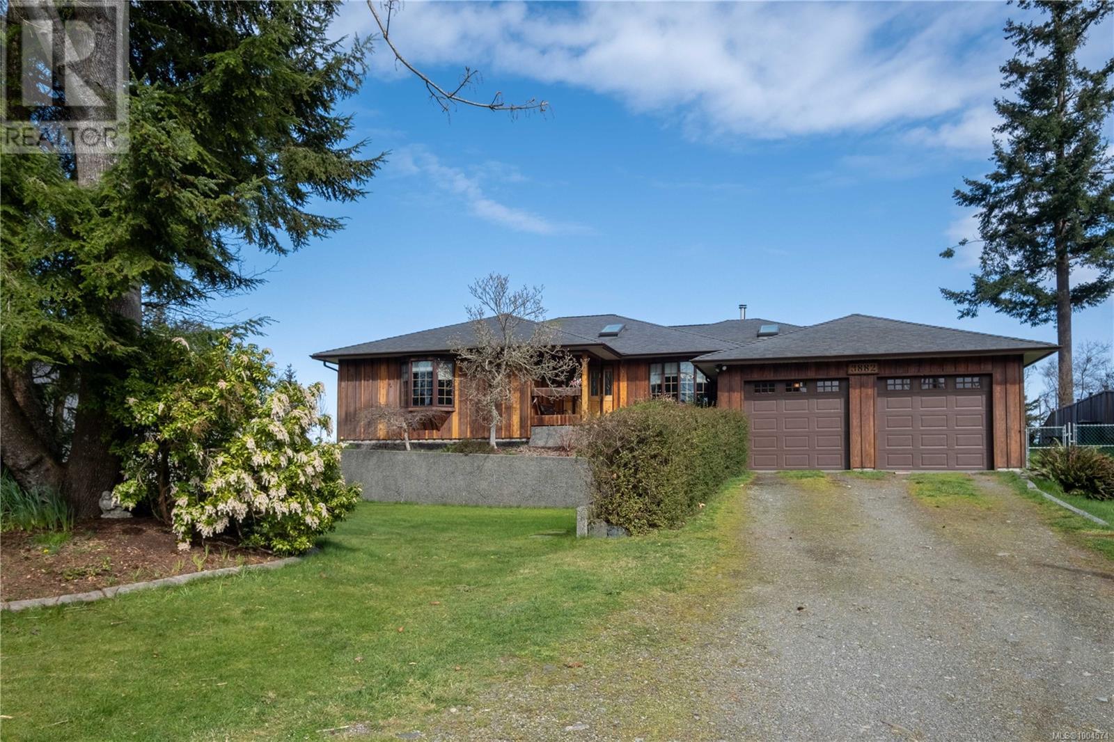 3882 Wavecrest Rd Property Photo 1