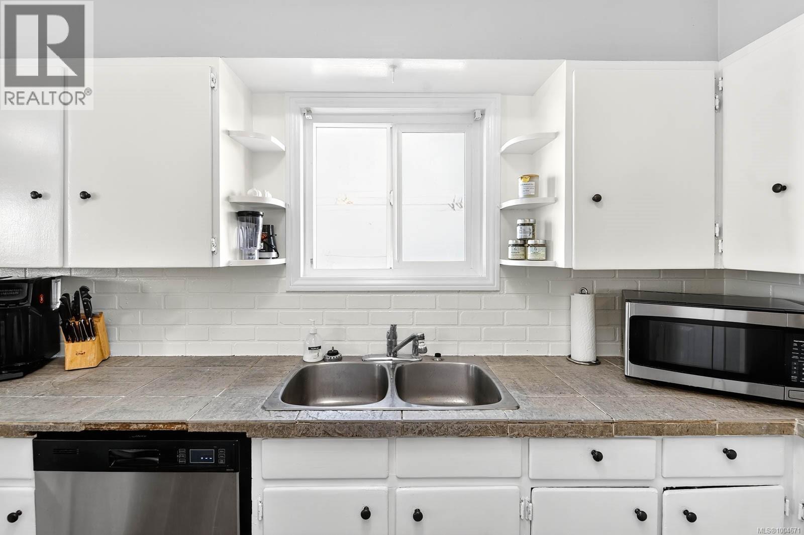 3638 14th Ave Property Photo 15