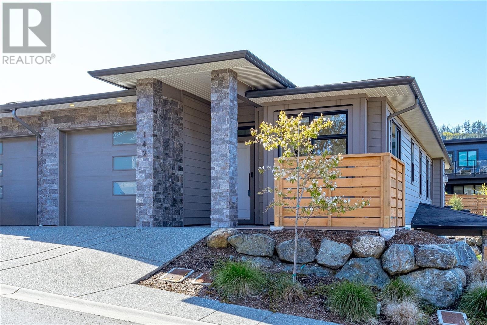 142 1234 Viewtop Rd