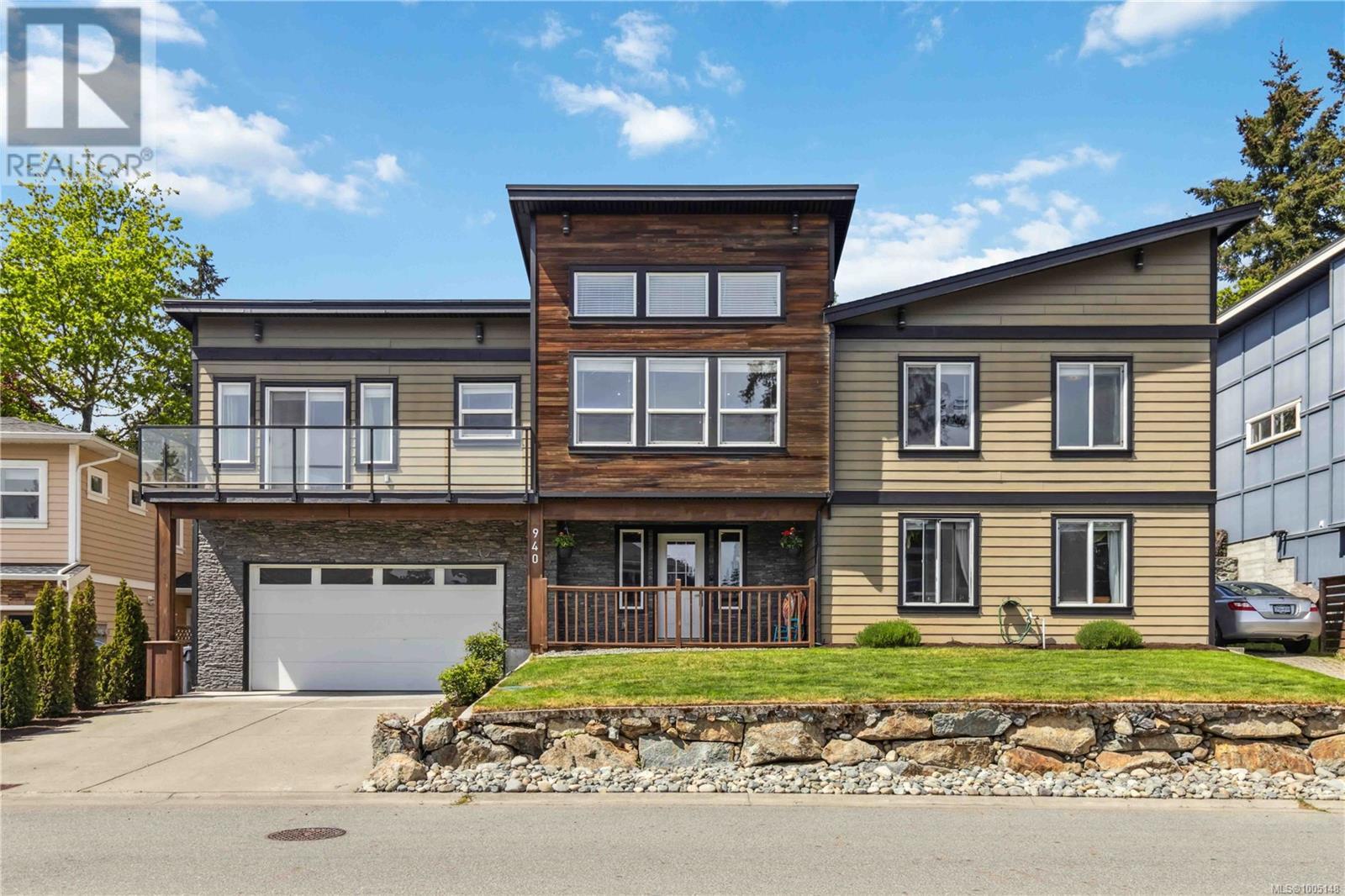 940 Aqua Crt Property Photo 1