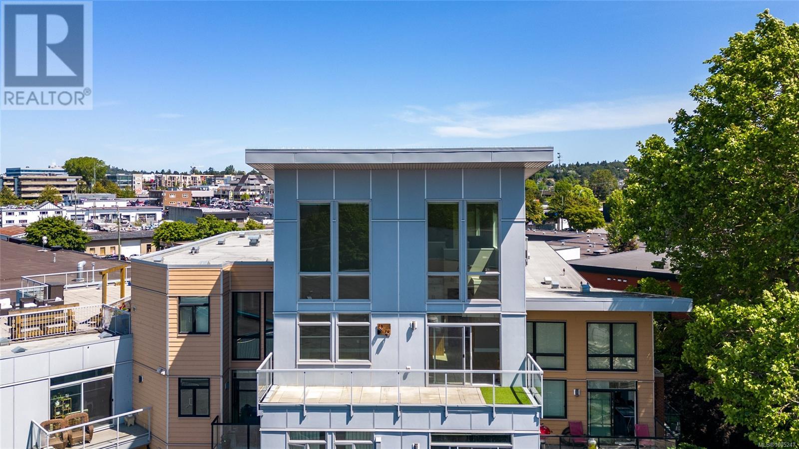 402 606 Speed Ave