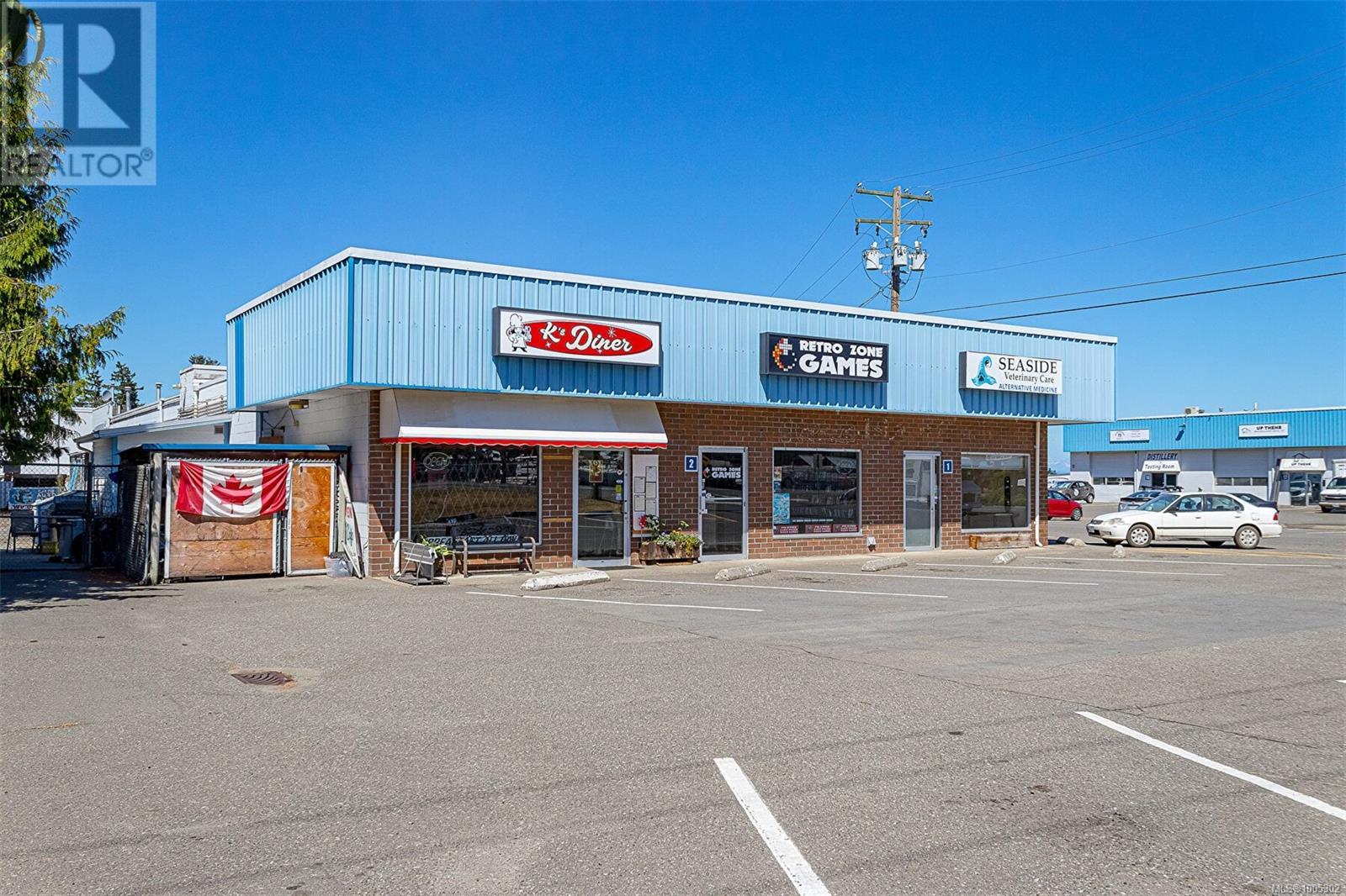 3 1343 Alberni Hwy Property Photo 4