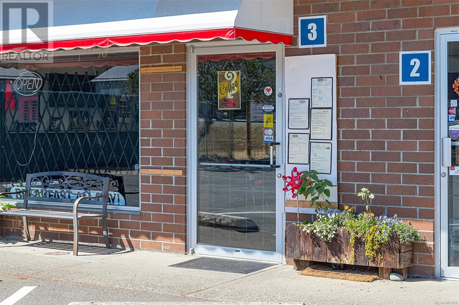 3 1343 Alberni Hwy Property Photo 6