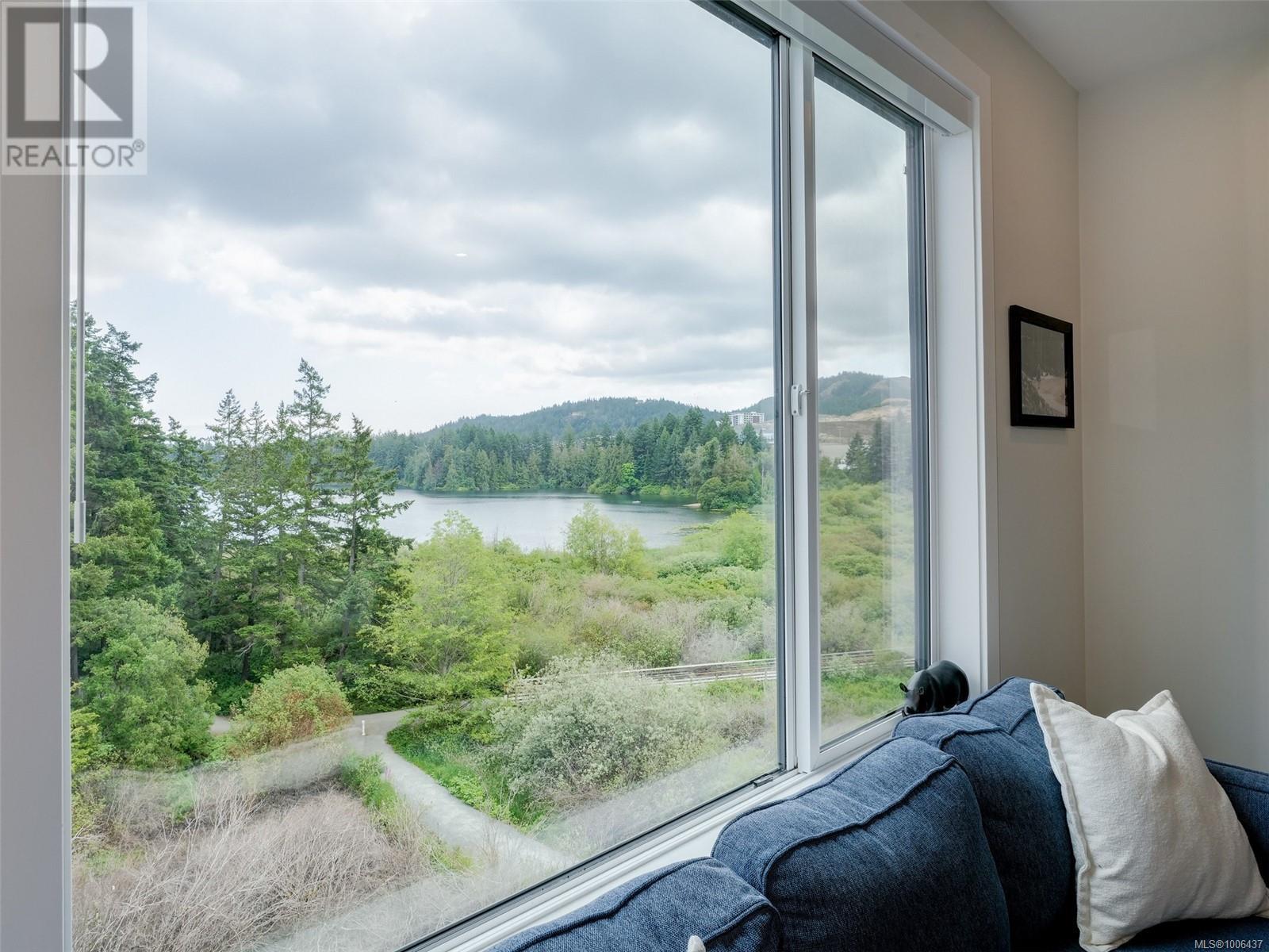 605 1361 Goldstream Ave Property Photo 1