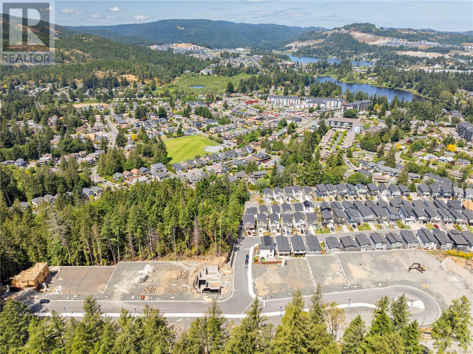 3483 Merlot Terr Property Photo 4