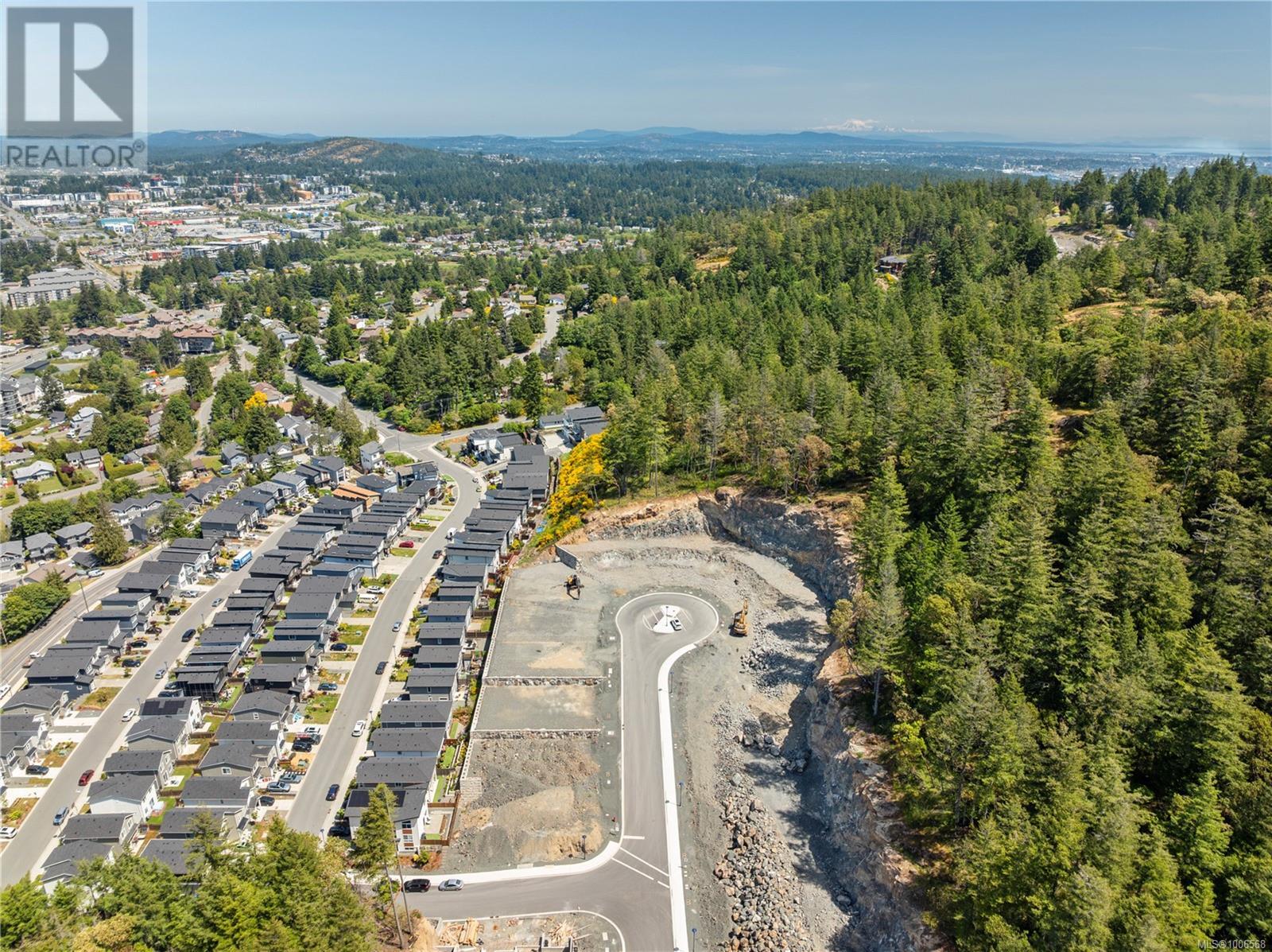 3483 Merlot Terr Property Photo 5