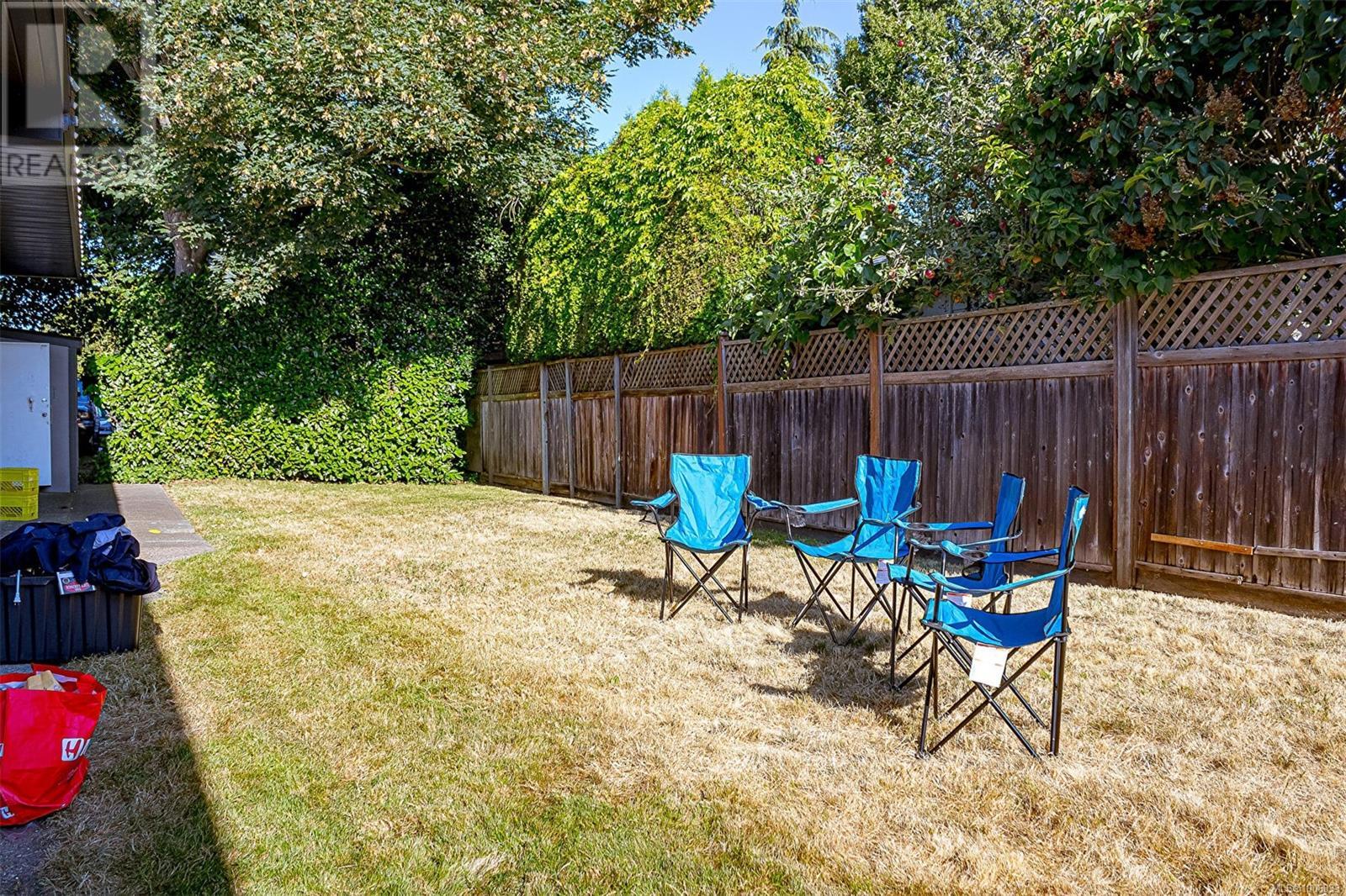 2018 Oak Bay Ave Property Photo 21