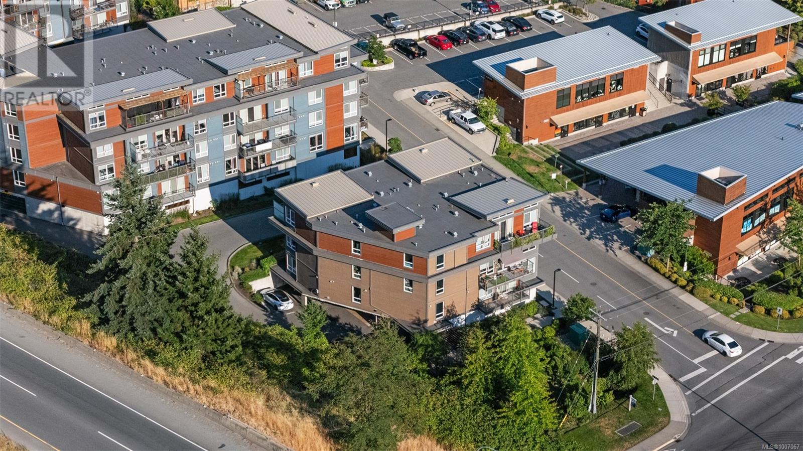 301 100 Presley Pl Property Photo 1