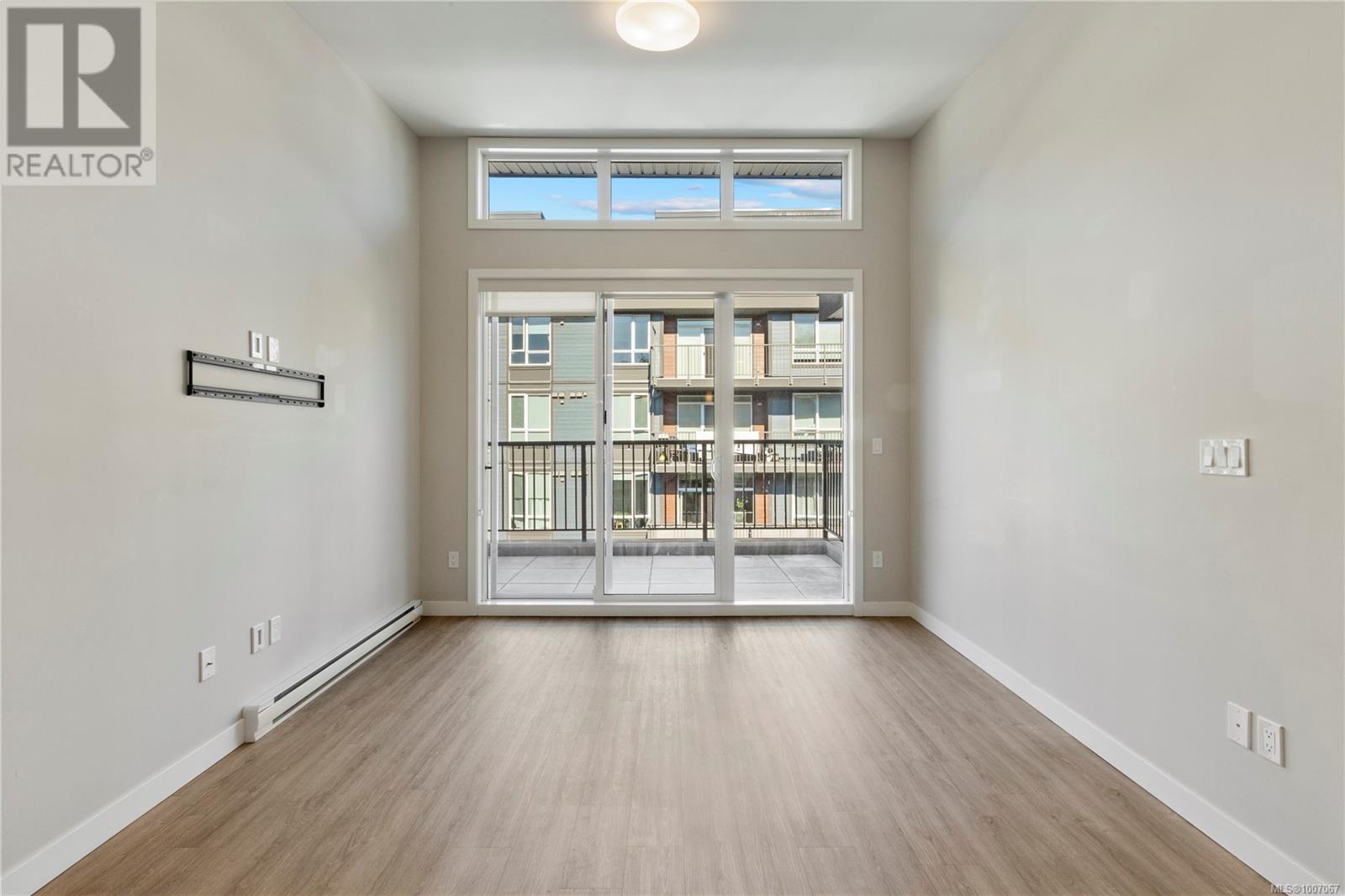 301 100 Presley Pl Property Photo 3