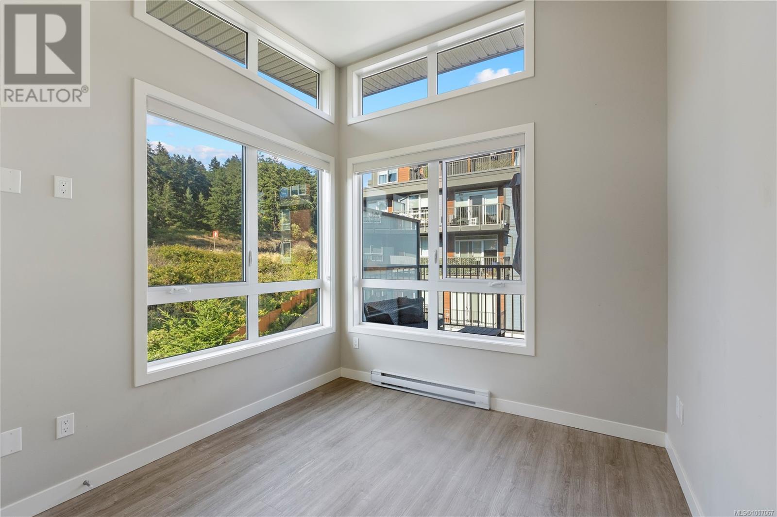 301 100 Presley Pl Property Photo 11