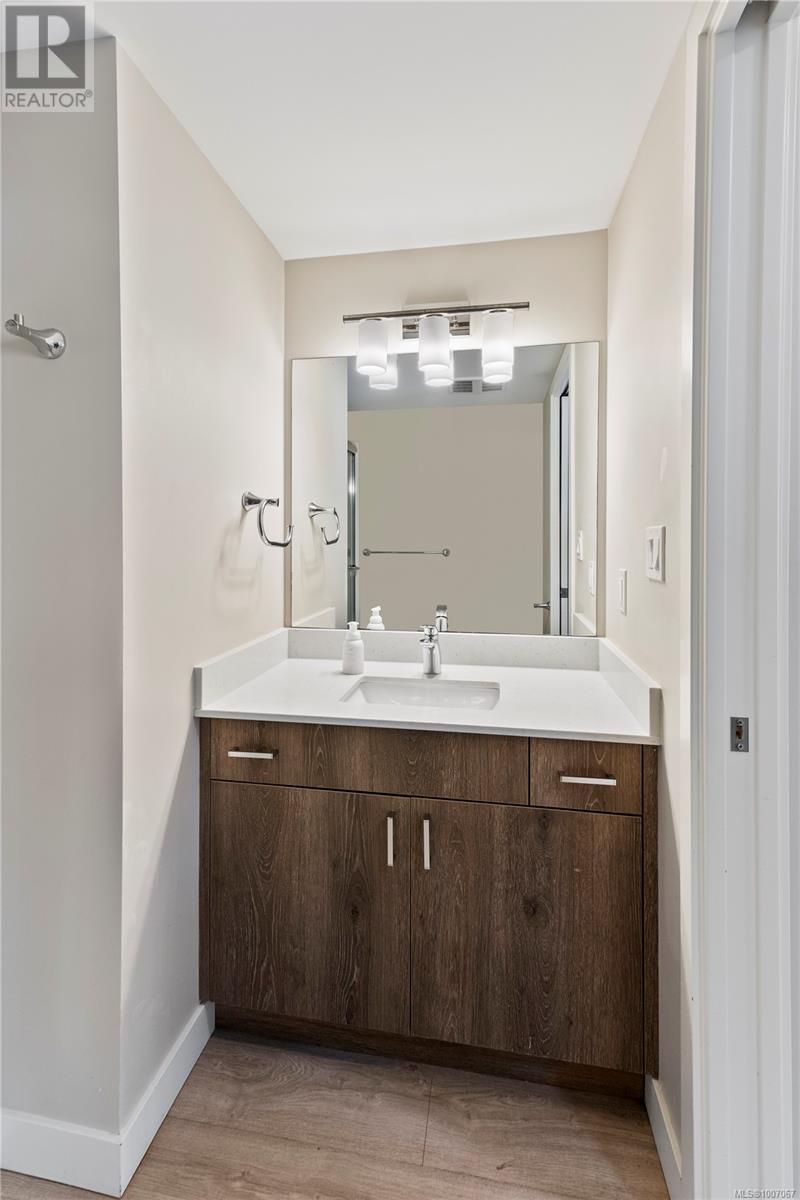 301 100 Presley Pl Property Photo 15