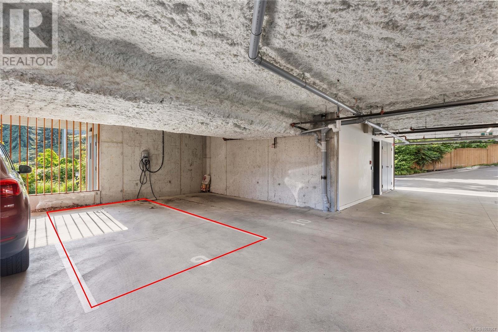 301 100 Presley Pl Property Photo 21