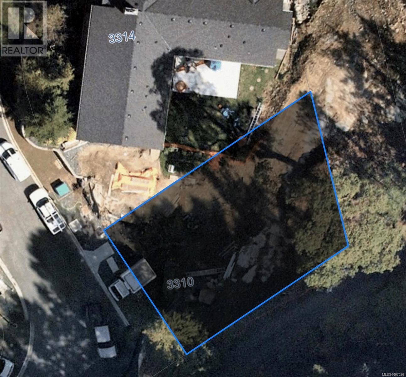 3310 West Oak Pl Property Photo 2