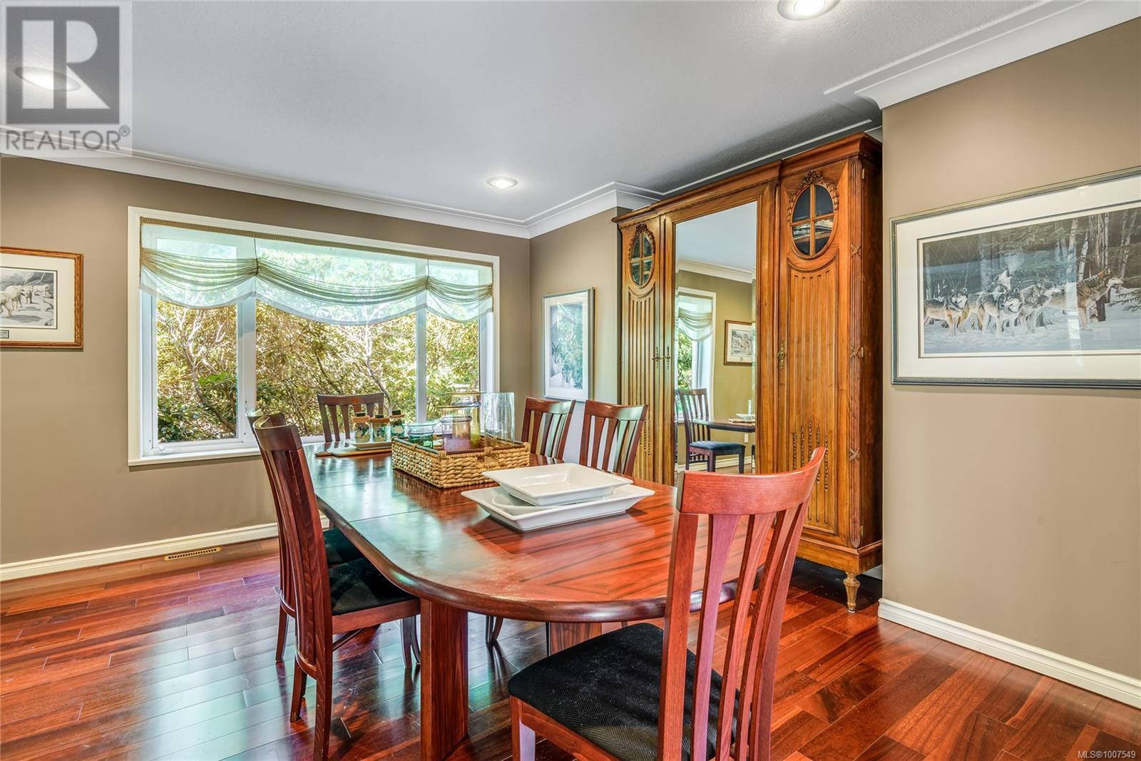 1185 Merecroft Road Property Photo 18