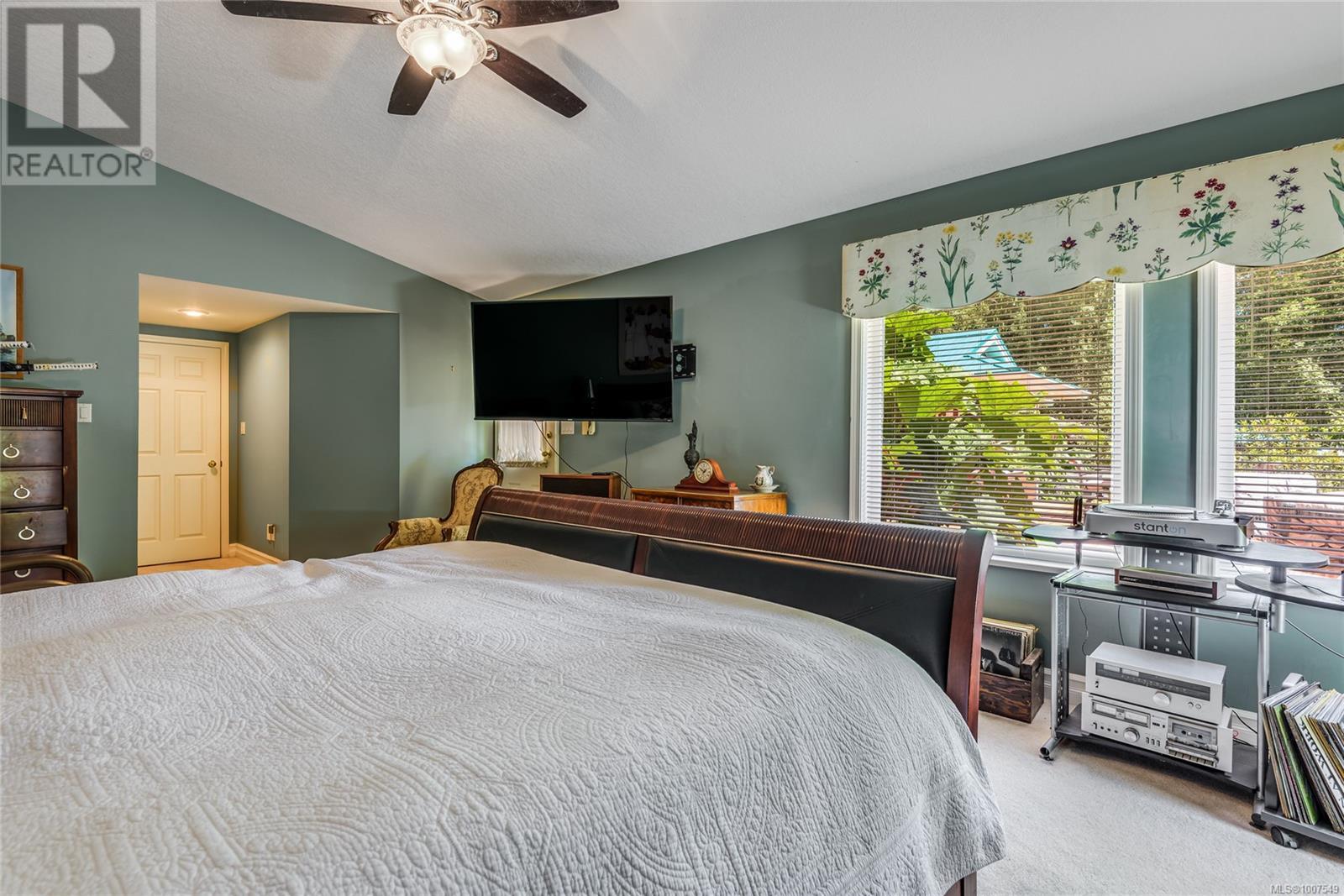 1185 Merecroft Road Property Photo 23