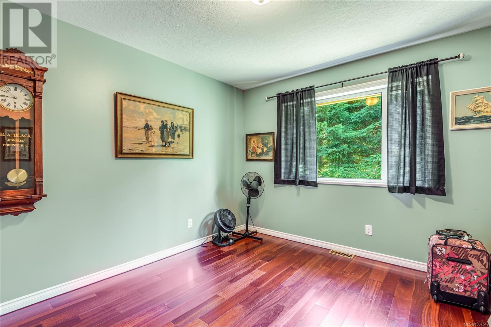 1185 Merecroft Road Property Photo 28